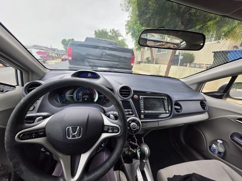 Used 2010 Honda Insight EX image 4