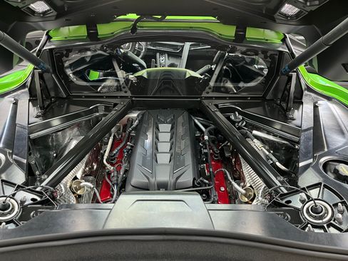 Used 2026 Chevrolet Corvette Stingray Preferred Cpe w/ Z51 Performance Package RWD image 14