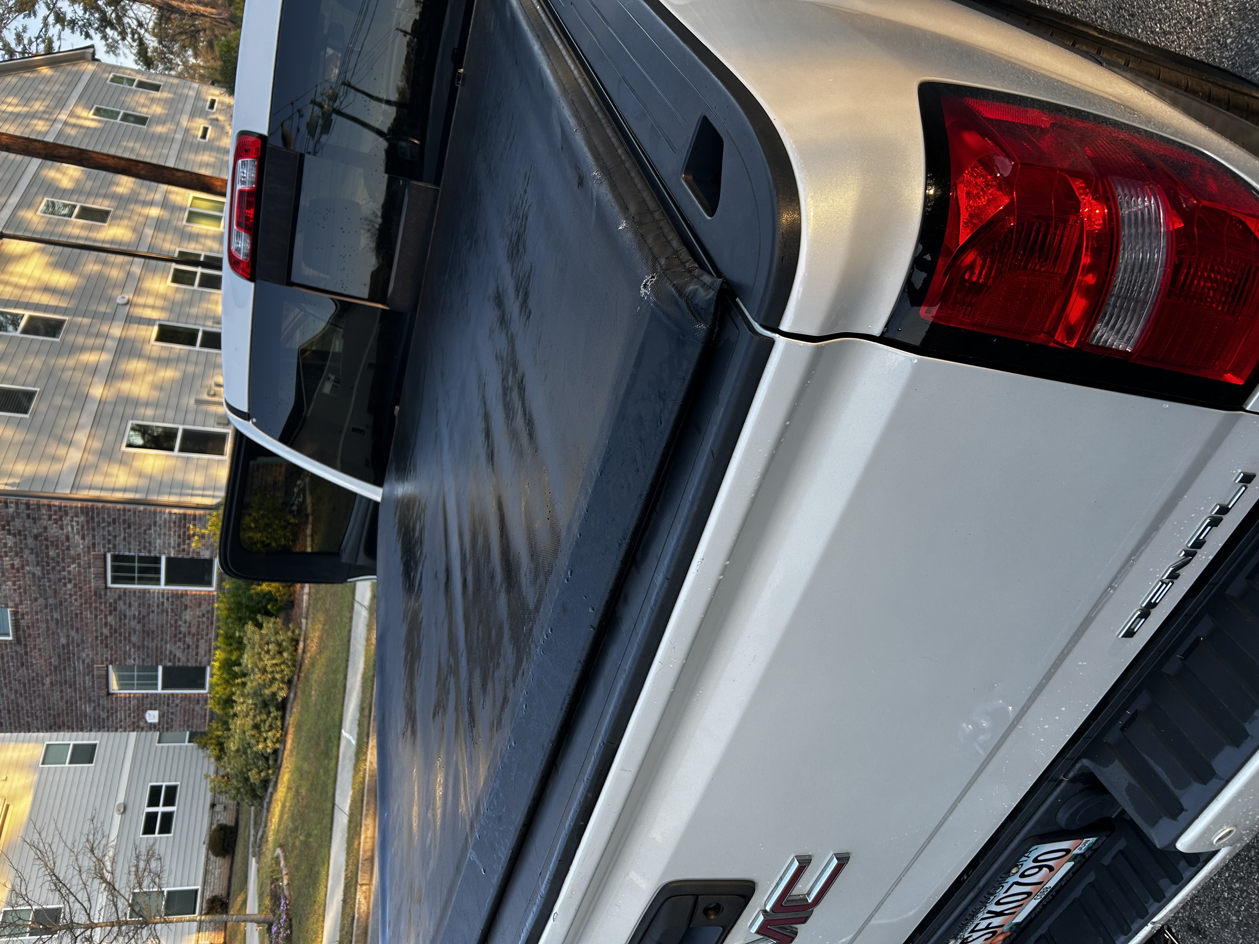 Used 2015 GMC Sierra 1500 Denali AWD/4WD image 31