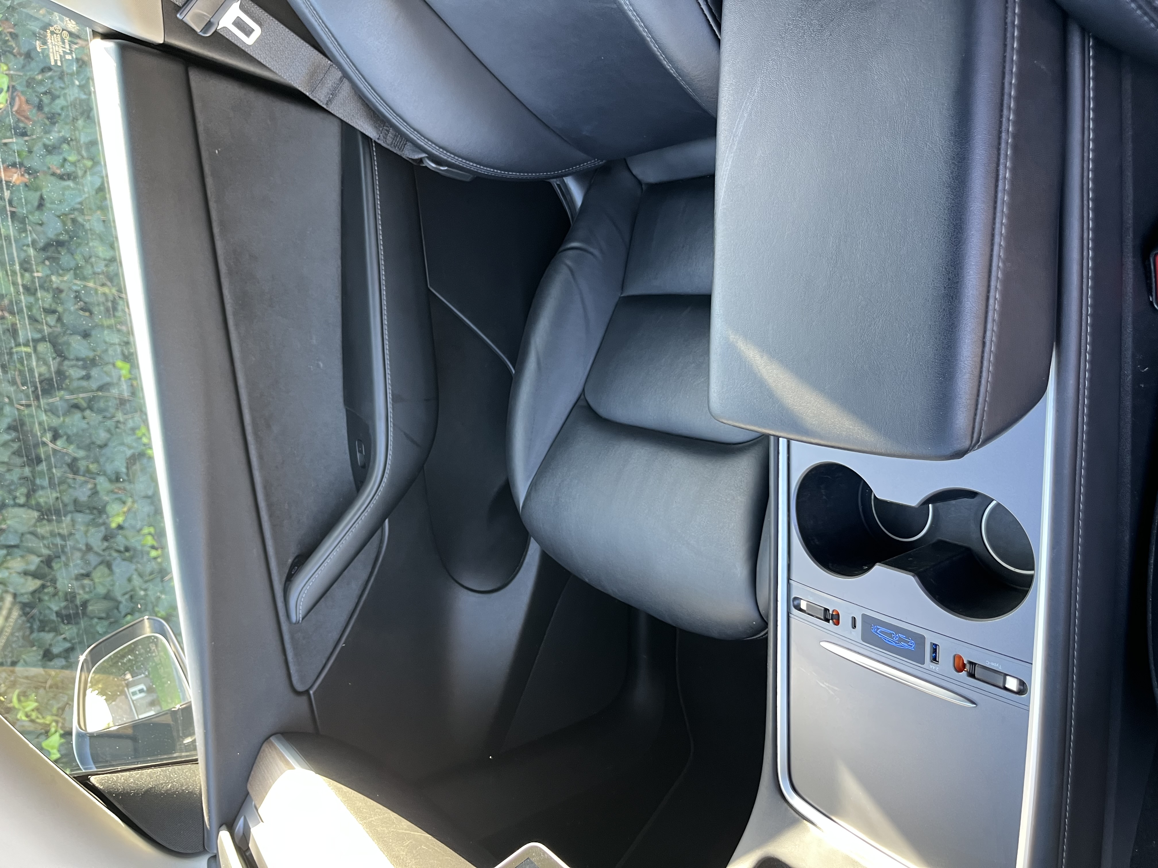 Used 2022 Tesla Model Y Performance AWD/4WD image 16