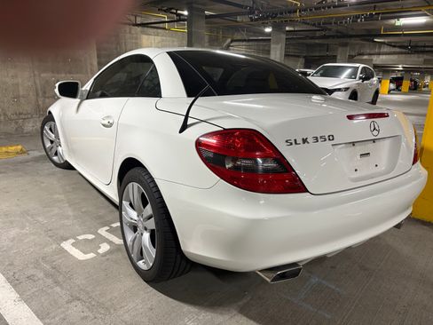 Used 2009 Mercedes-Benz SLK 350 image 8