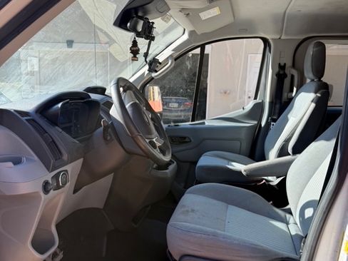 Used 2015 Ford Transit 350 XLT image 10