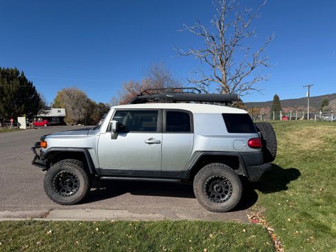 Used 2007 Toyota FJ Cruiser 4WD image 5