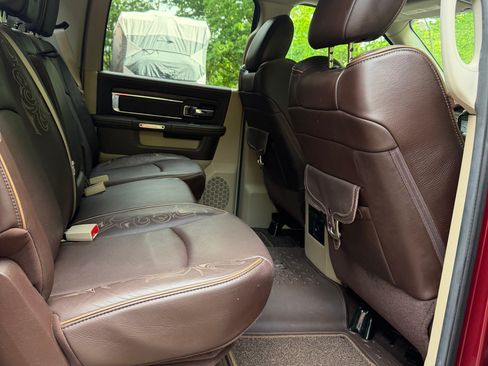Used 2014 RAM 2500 Longhorn AWD/4WD image 5