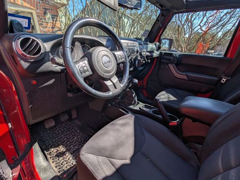 Used 2014 Jeep Wrangler Unlimited Sport w/ Quick Order Package 23S image 22