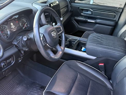 Used 2024 RAM 1500 Laramie AWD/4WD image 6