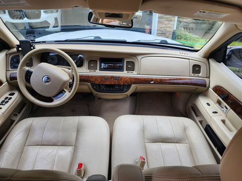 Used 2007 Mercury Grand Marquis LS image 22