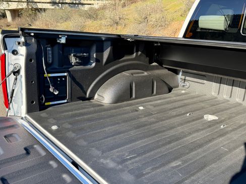 Used 2021 Ford F150 Lariat w/ Equipment Group 502A High image 9