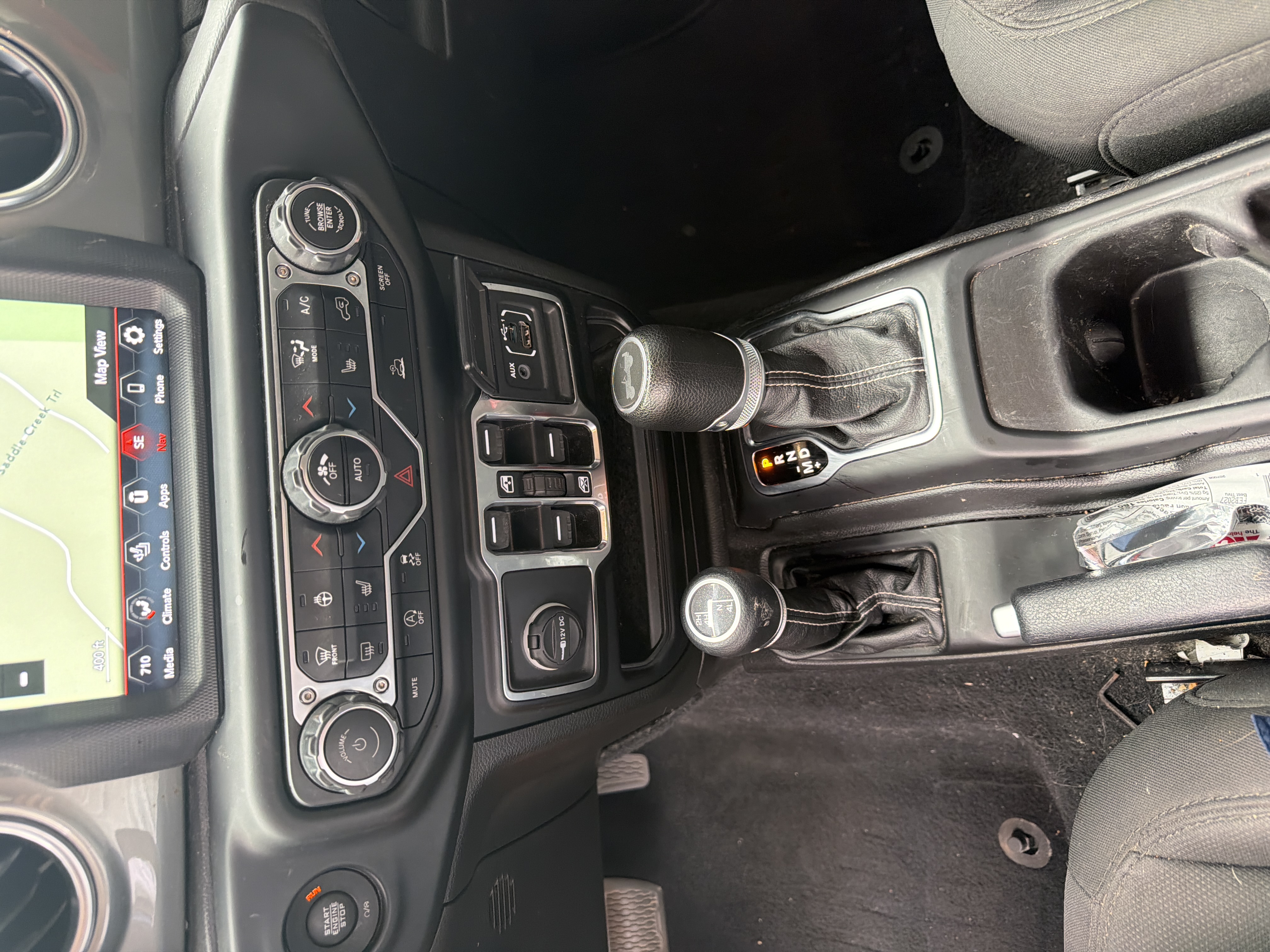 Used 2021 Jeep Wrangler Unlimited Sahara w/ Uconnect 4C Nav & Sound Group AWD/4WD image 13