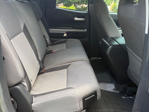 Used 2016 Toyota Tundra SR5 image 4