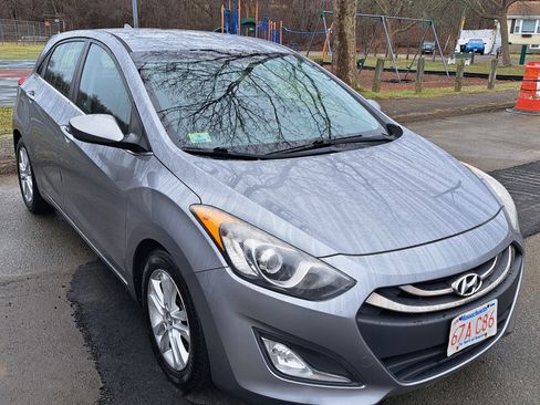 Used 2013 Hyundai Elantra GT image 6