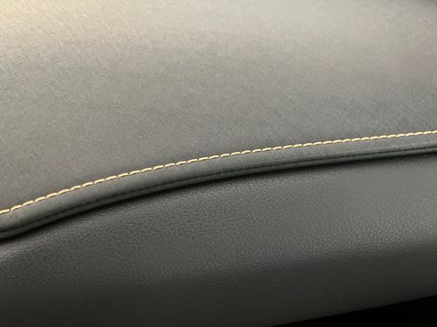 Used 2025 Lexus UX 300h FWD w/ Accessory Package (Z1) image 28