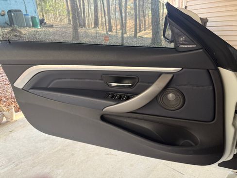 Used 2018 BMW 440i Convertible image 8