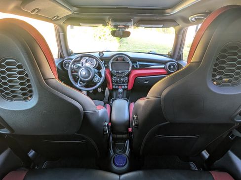 Used 2018 MINI Cooper John Cooper Works image 21