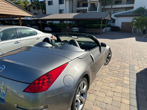 Used 2008 Nissan 350Z Touring RWD image 26