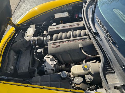 Used 2007 Chevrolet Corvette Coupe w/ Preferred Equipment Group image 18