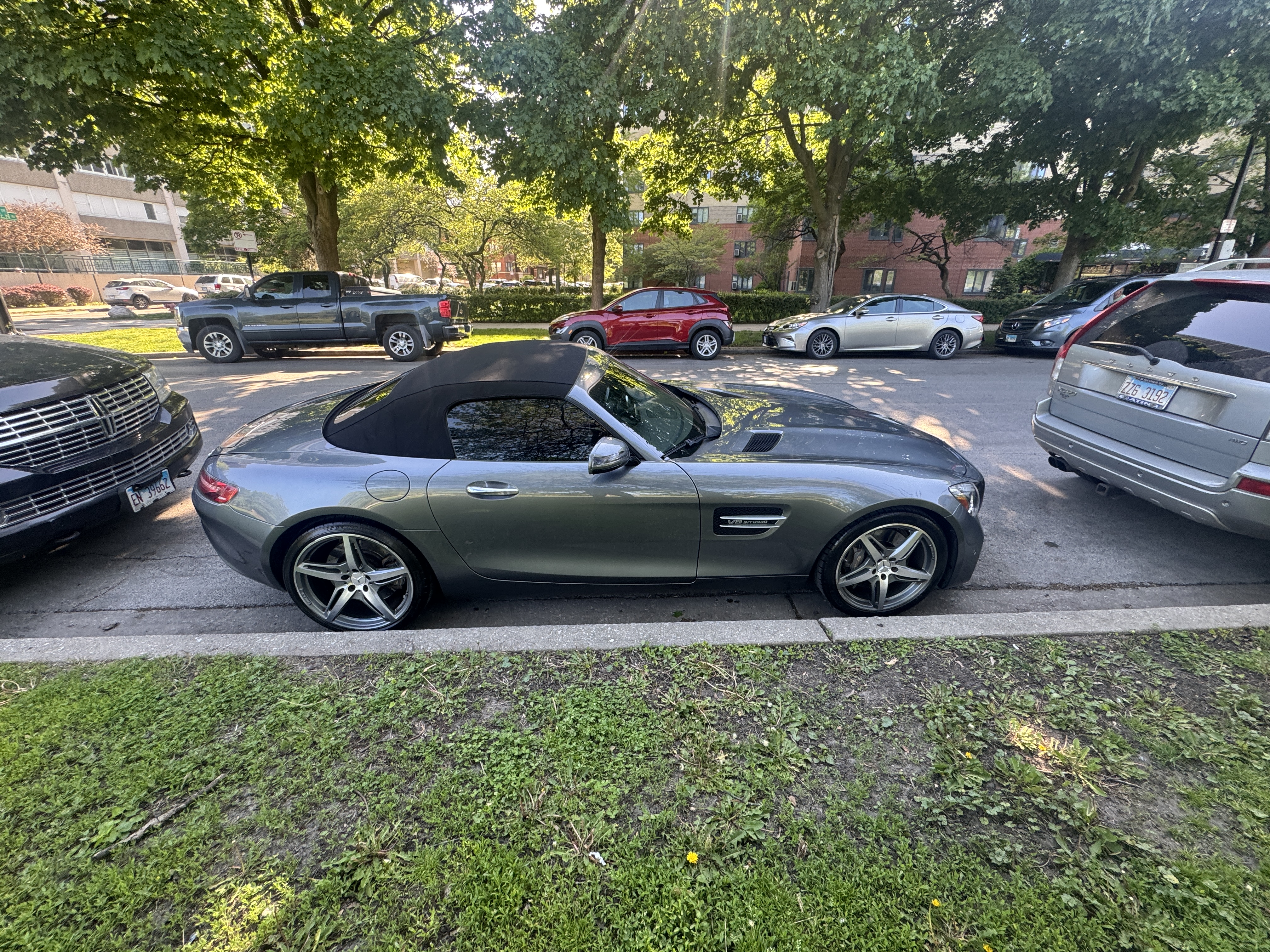 Used 2018 Mercedes-Benz AMG GT Roadster image 8