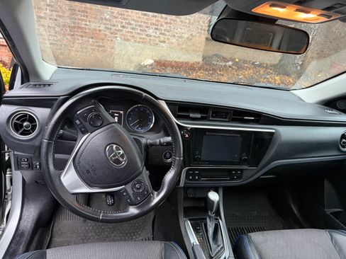 Used 2019 Toyota Corolla SE image 5