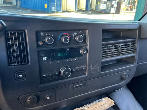 Used 2011 Chevrolet Express 1500 AWD w/ Power Package image 16