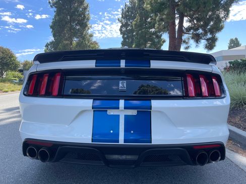 Used 2017 Ford Mustang Shelby GT350 w/ Electronics Package RWD image 8