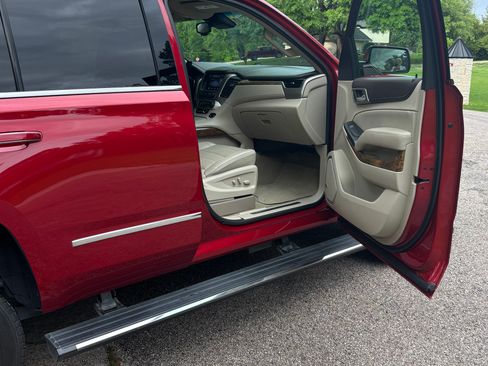 Used 2015 GMC Yukon Denali w/ Premium Package image 15