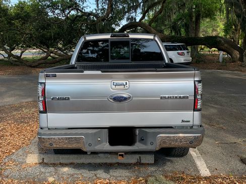 Used 2010 Ford F150 Platinum image 6