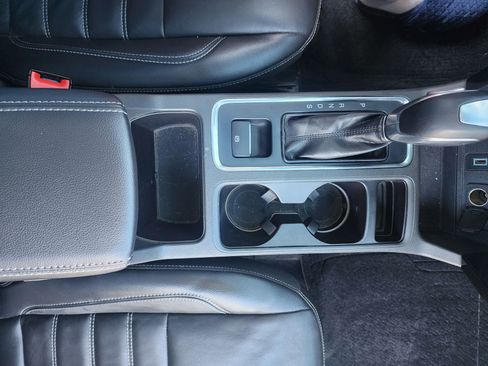 Used 2018 Ford Escape Titanium image 13