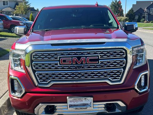 Used 2019 GMC Sierra 1500 Denali w/ Denali Ultimate Package AWD/4WD image 2