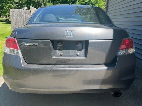 Used 2010 Honda Accord EX-L image 5