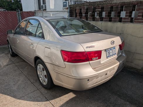Used 2009 Hyundai Sonata GLS FWD image 4