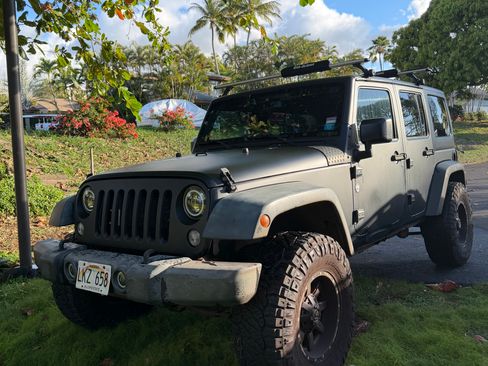 Used 2017 Jeep Wrangler Unlimited Sport w/ Quick Order Package 24S AWD/4WD image 12