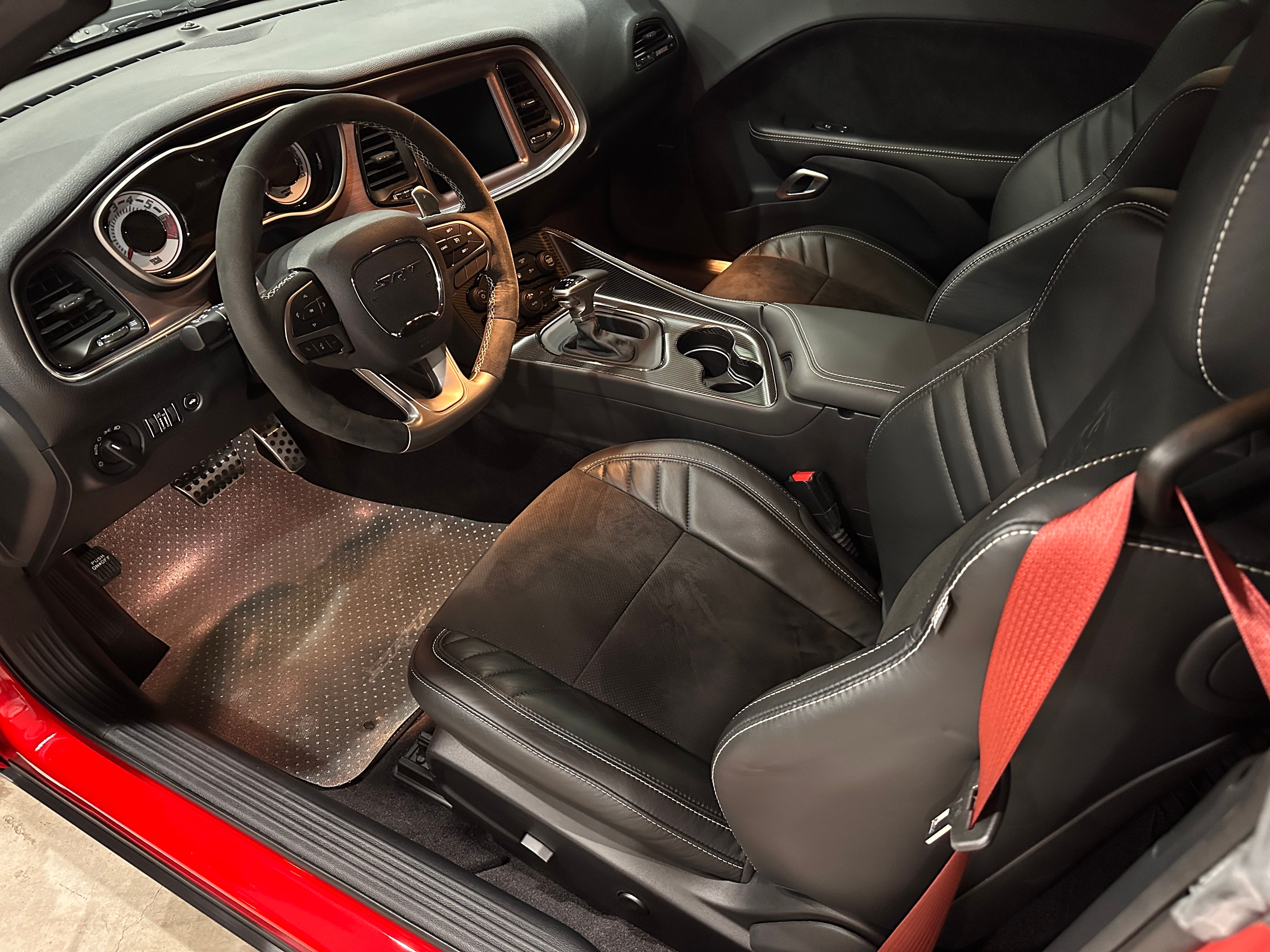 Used 2018 Dodge Challenger SRT Demon RWD image 6