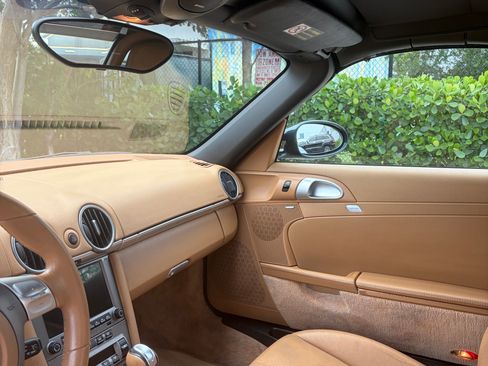 Used 2005 Porsche Boxster S RWD image 16