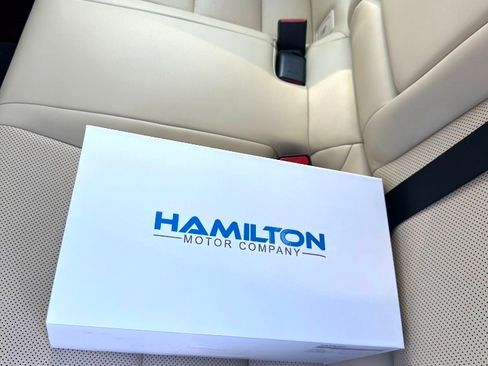 Used 2016 Lexus IS 300 AWD w/ Premium Package image 9