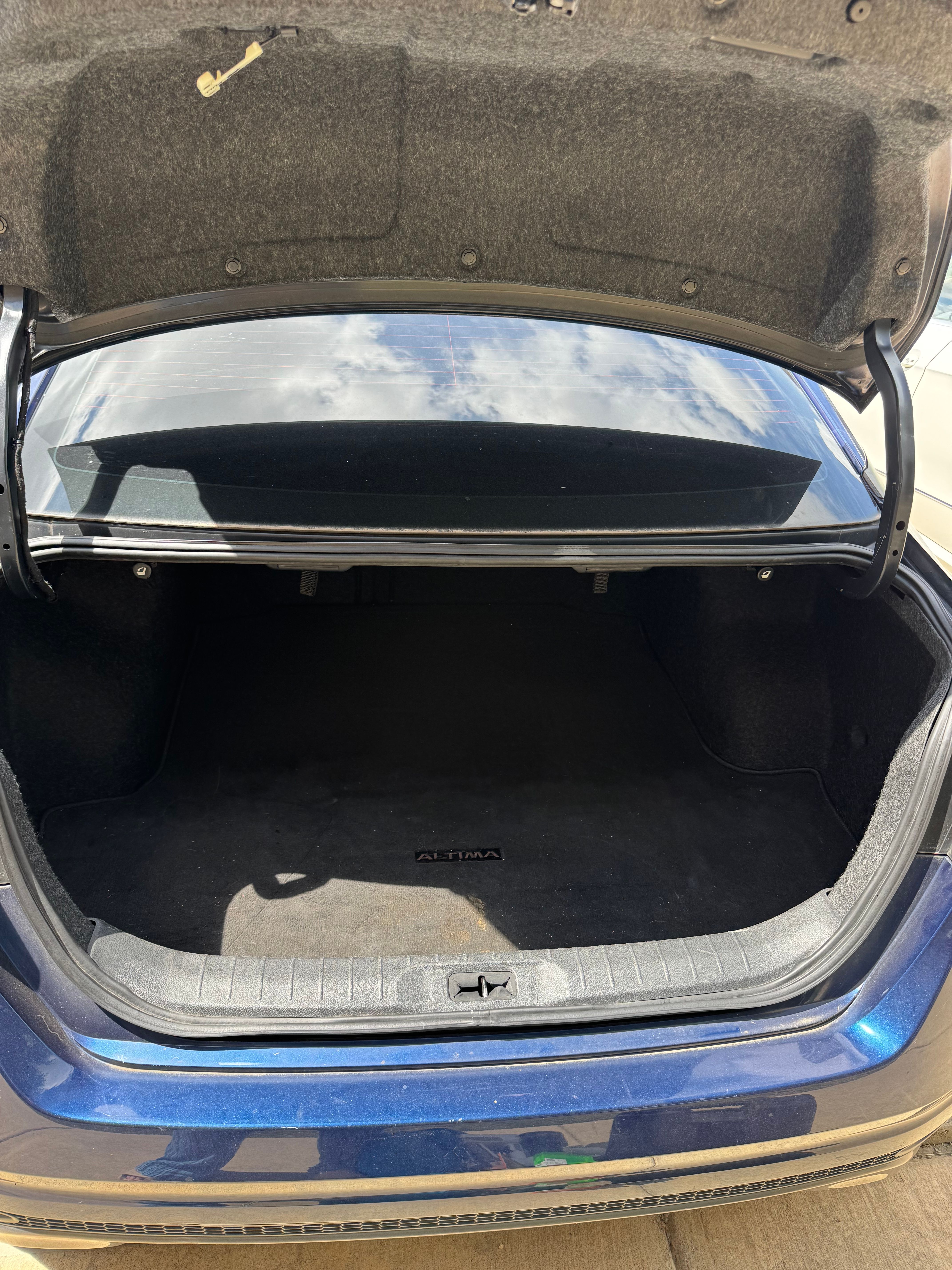Used 2019 Nissan Altima 2.5 SR FWD image 12