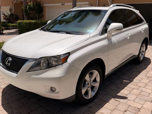 Used 2011 Lexus RX 350 2WD w/ Premium Pkg image 2