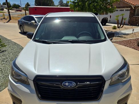 Used 2019 Subaru Forester AWD/4WD image 8