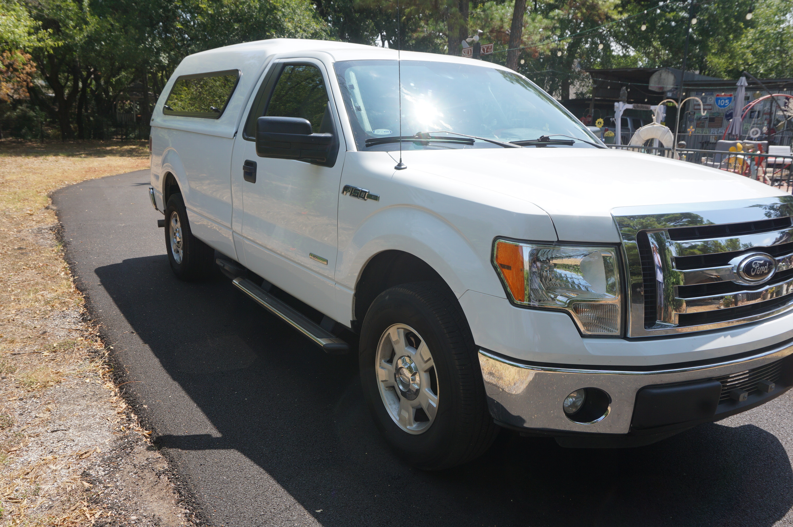 Used 2012 Ford F150 XLT RWD image 2