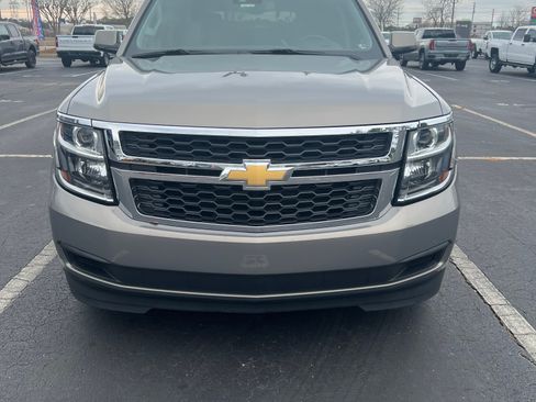 Used 2017 Chevrolet Tahoe LT image 2