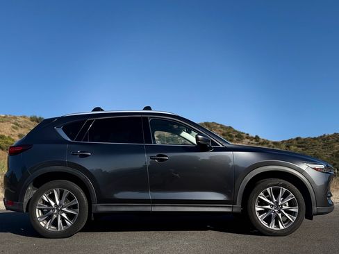 Used 2020 MAZDA CX-5 Grand Touring FWD image 2