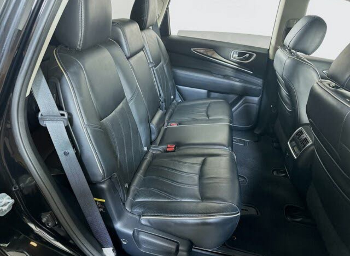 Used 2019 INFINITI QX60 Luxe w/ Essential Package AWD/4WD image 13