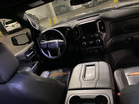 Used 2021 GMC Sierra 1500 AT4 w/ AT4 Preferred Package image 11