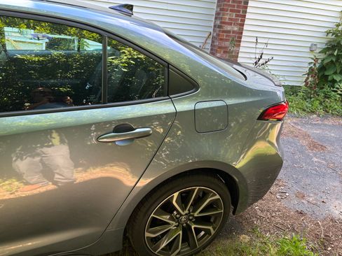 Used 2021 Toyota Corolla XSE FWD image 5