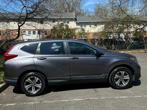 Used 2019 Honda CR-V LX image 11