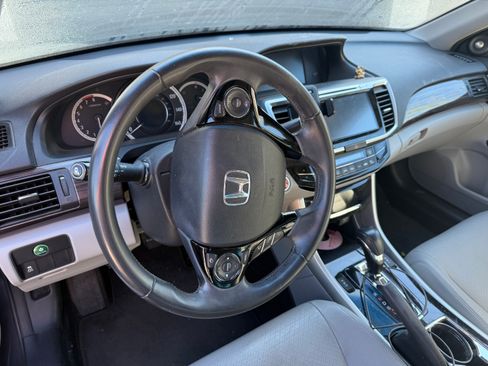 Used 2016 Honda Accord EX-L image 5