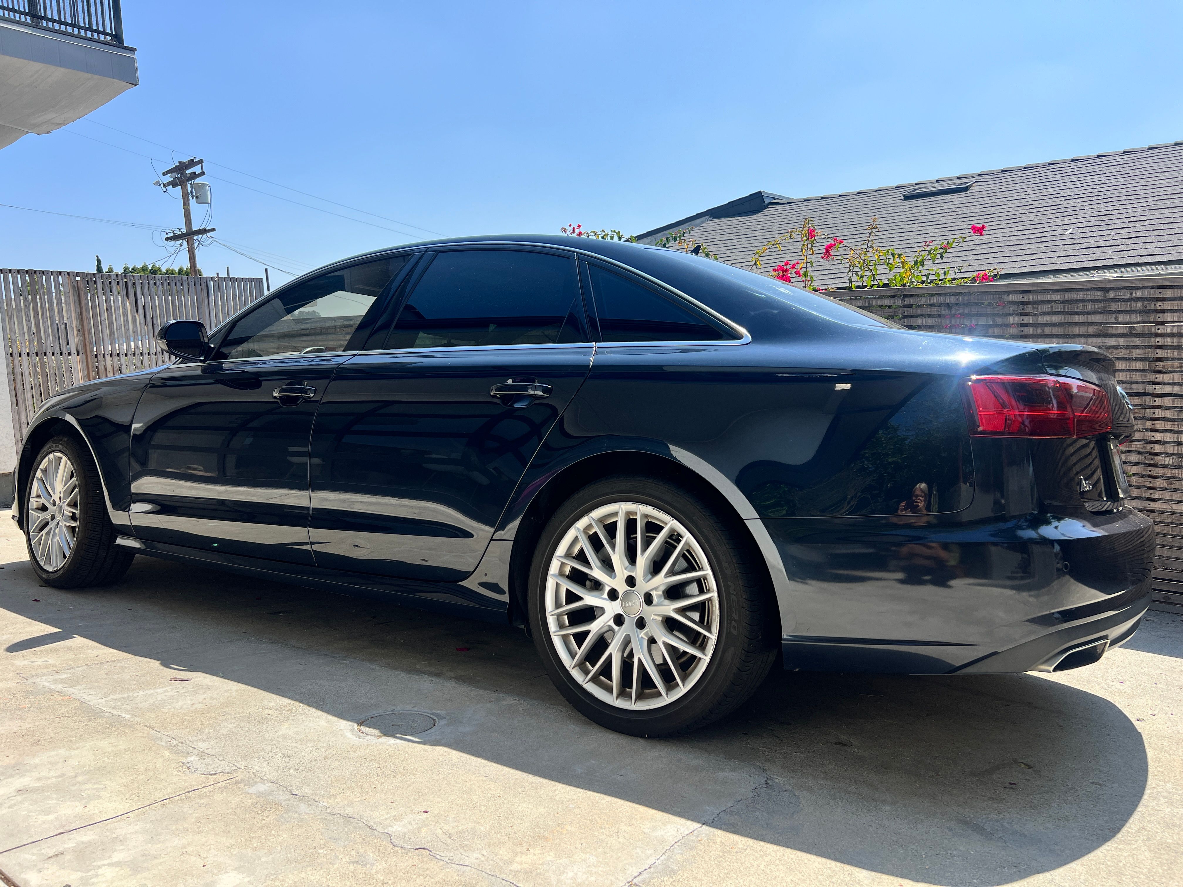 Used 2016 Audi A6 2.0T Premium w/ Technology Package FWD image 2