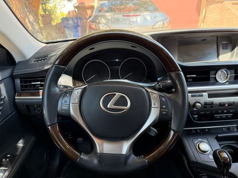 Used 2014 Lexus ES 350 w/ Premium Package image 12