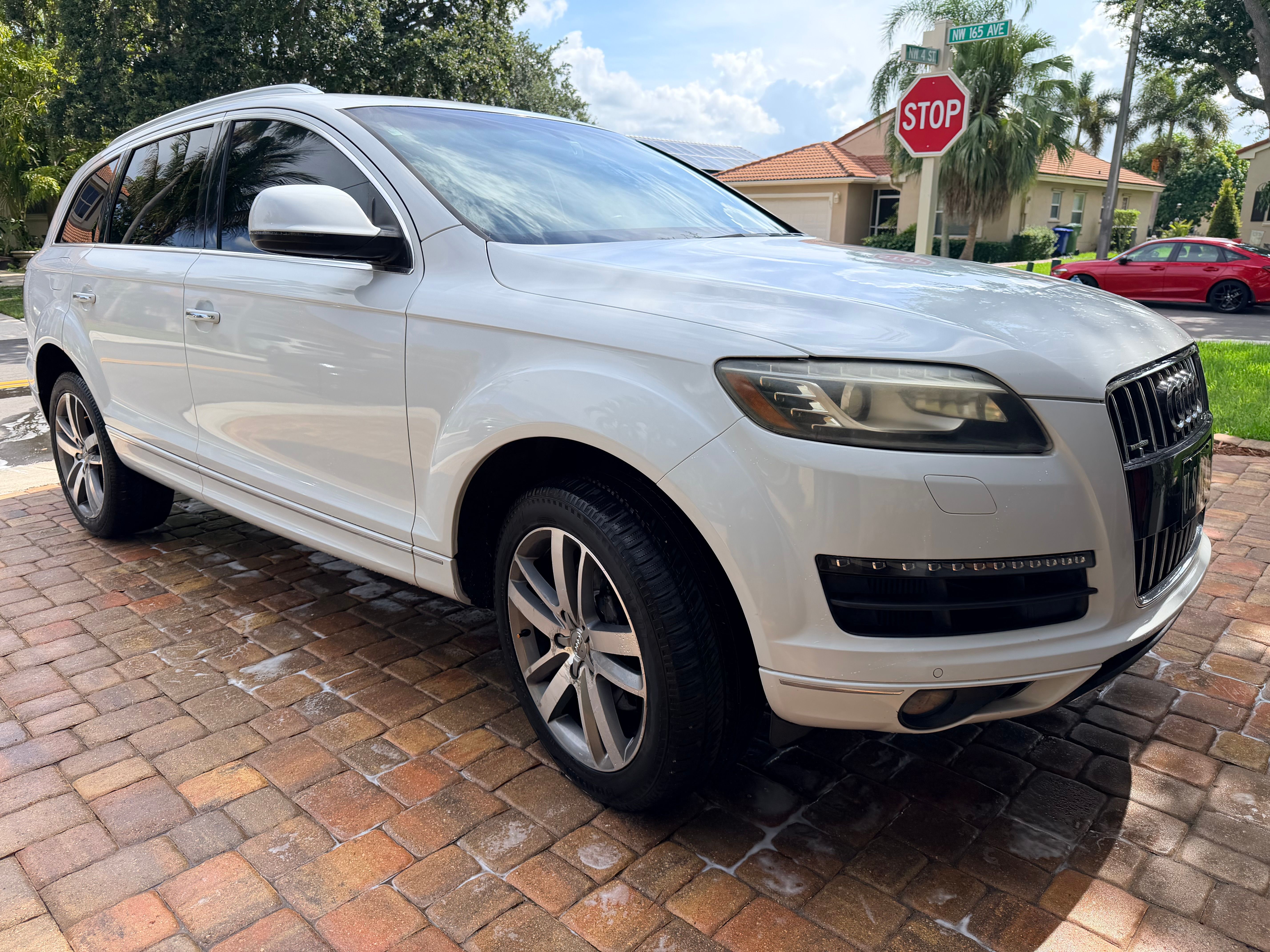 Used 2013 Audi Q7 TDI Premium Plus w/ Premium Plus Pkg AWD/4WD image 1
