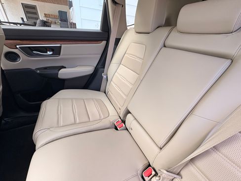 Used 2022 Honda CR-V Touring image 12