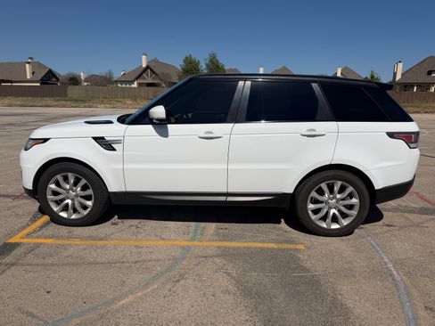 Used 2014 Land Rover Range Rover Sport HSE image 1